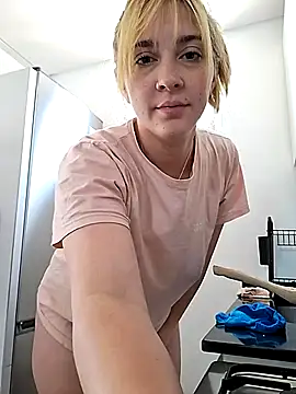 ayebran online show from September 28, 4:14 pm