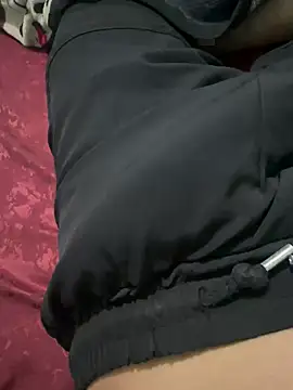 Snapshot of monster20cm chatting on September 23, 10:50 pm monster20cm online show from September 23, 10:50 pm