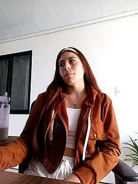 Snapshot of lalau809 chatting on October 15, 1:41 pm lalau809 online show from October 15, 1:41 pm