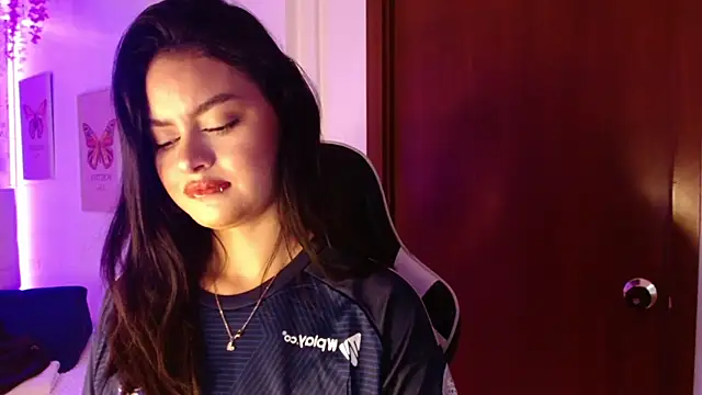 Snapshot of Sofia_Tanaka chatting on September 9, 12:25 pm Sofia Tanaka online show from September 9, 12:25 pm