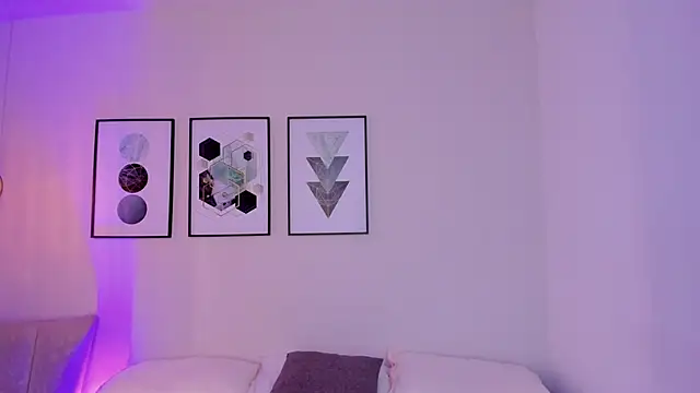 AmbarEvans  online show from October 23, 12:04 pm