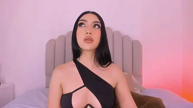 AmbarEvans  online show from December 5, 12:04 pm