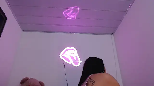 valerii fox 69 online show from October 23, 5:17 am