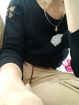 Snapshot of Buny_vera chatting on December 23, 1:05 am Buny vera online show from December 23, 1:05 am