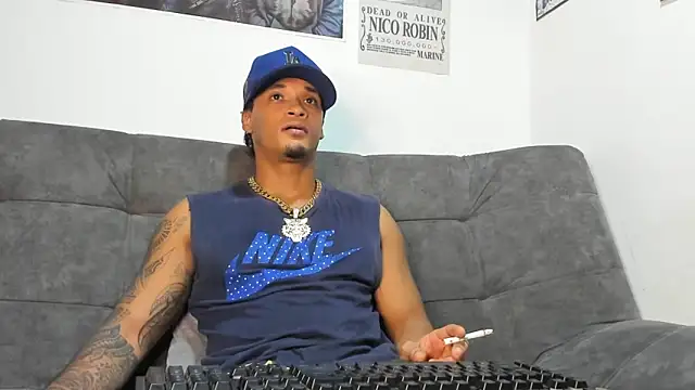 Snapshot of _MACCARTHY_TAYLOR chatting on October 21, 2:33 am MACCARTHY TAYLOR online show from October 21, 2:33 am