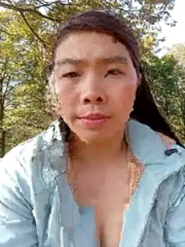 quynhkoolbae online show from November 27, 1:39 am