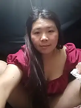 quynhkoolbae online show from April 20, 2:07 pm