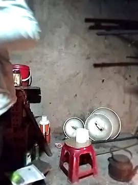 quynhkoolbae online show from March 13, 2:27 am