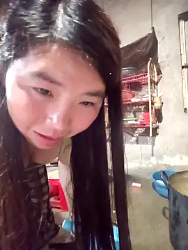 Snapshot of quynhkoolbae chatting on March 3, 1:07 pm quynhkoolbae online show from March 3, 1:07 pm