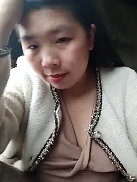 quynhkoolbae online show from April 30, 7:59 am