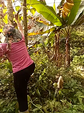 quynhkoolbae online show from December 20, 1:30 am