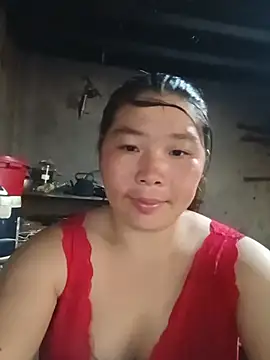 Snapshot of quynhkoolbae chatting on July 6, 2:40 am quynhkoolbae online show from July 6, 2:40 am