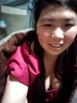 quynhkoolbae online show from March 14, 12:55 pm