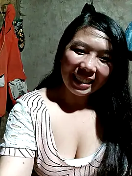 quynhkoolbae online show from October 10, 1:12 pm