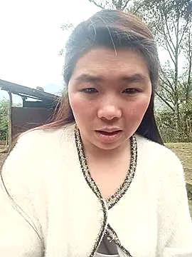 Snapshot of quynhkoolbae chatting on February 24, 1:50 am quynhkoolbae online show from February 24, 1:50 am