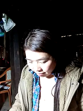 quynhkoolbae online show from November 7, 1:43 am