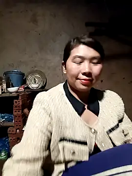 quynhkoolbae online show from December 18, 10:19 am