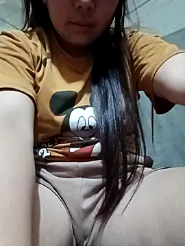 quynhkoolbae online show from April 19, 12:55 am