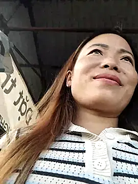 Snapshot of Annaacutee chatting on October 17, 11:50 pm Annaacutee online show from October 17, 11:50 pm