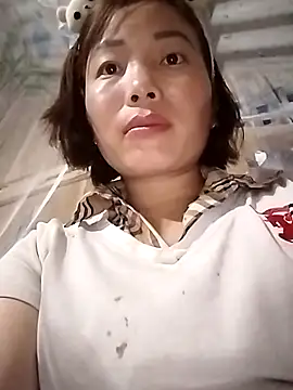 Snapshot of Annaacutee chatting on November 16, 11:59 am Annaacutee online show from November 16, 11:59 am