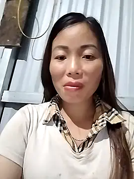 Snapshot of Annaacutee chatting on October 7, 1:23 pm Annaacutee online show from October 7, 1:23 pm