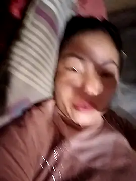 Snapshot of Annaacutee chatting on October 14, 3:40 am Annaacutee online show from October 14, 3:40 am