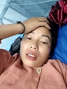 Snapshot of Annaacutee chatting on October 17, 11:34 am Annaacutee online show from October 17, 11:34 am