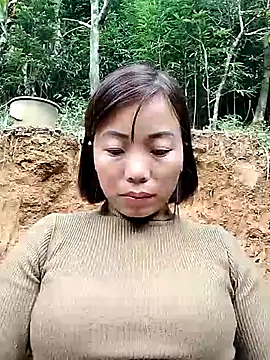 Snapshot of Annaacutee chatting on November 15, 8:07 am Annaacutee online show from November 15, 8:07 am