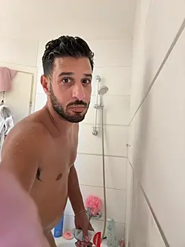 husbandandwifetobe online show from September 18, 10:57 pm