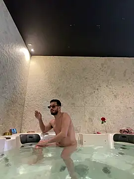 Snapshot of husbandandwifetobe chatting on February 21, 1:02 pm husbandandwifetobe online show from February 21, 1:02 pm