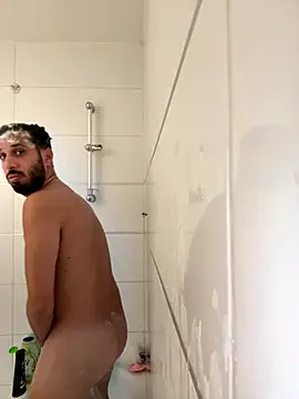 husbandandwifetobe online show from October 31, 9:43 pm