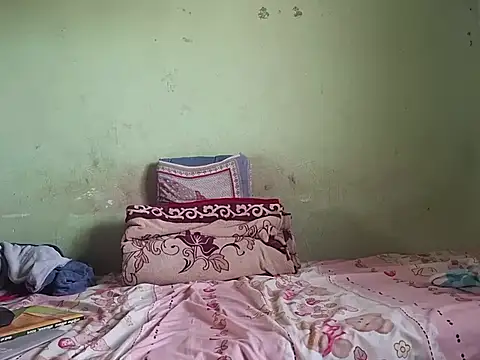 akshant1234 online show from January 6, 9:24 am