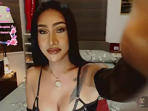 SeductiveVictoria online show from May 3, 1:15 pm