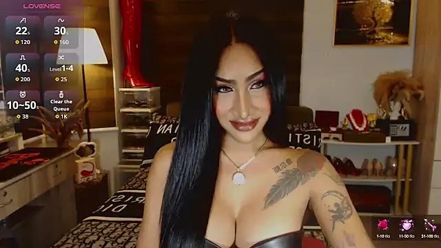 Snapshot of SeductiveVictoria chatting on October 3, 11:12 am SeductiveVictoria online show from October 3, 11:12 am