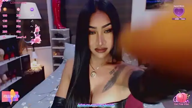 SeductiveVictoria online show from April 22, 4:25 pm