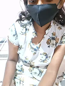 Snapshot of sunny_sweet chatting on June 22, 4:20 am sunny sweet online show from June 22, 4:20 am
