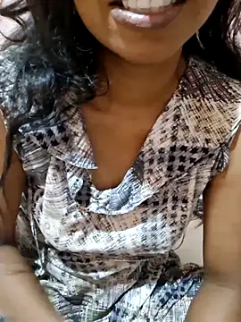 Snapshot of sunny_sweet chatting on June 20, 3:11 am sunny sweet online show from June 20, 3:11 am