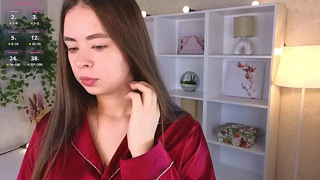 TraciMyntti online show from September 10, 1:26 am