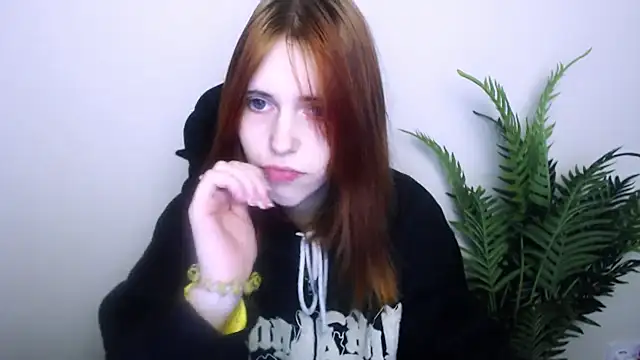 GuessMe    online show from December 19, 4:49 am