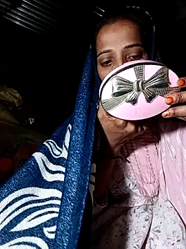 Pinki thakur 1 online show from April 9, 8:04 pm