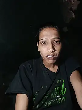 Snapshot of Pinki_thakur_1 chatting on June 9, 6:53 pm Pinki thakur 1 online show from June 9, 6:53 pm