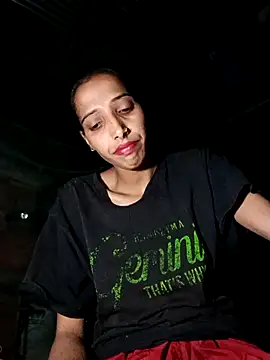 Snapshot of Pinki_thakur_1 chatting on April 23, 6:53 pm Pinki thakur 1 online show from April 23, 6:53 pm