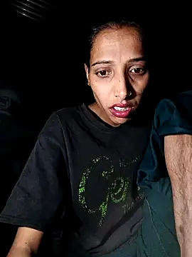 Snapshot of Pinki_thakur_1 chatting on April 21, 6:58 pm Pinki thakur 1 online show from April 21, 6:58 pm