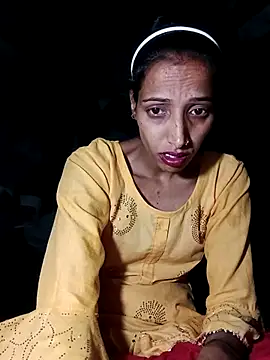 Snapshot of Pinki_thakur_1 chatting on May 8, 8:01 pm Pinki thakur 1 online show from May 8, 8:01 pm
