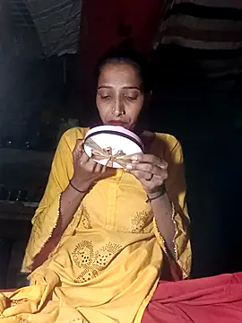 Pinki thakur 1 online show from January 15, 6:00 pm