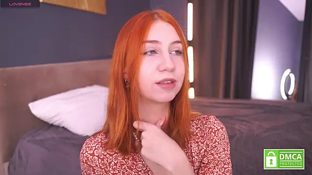 Venelopa online show from December 3, 12:15 pm