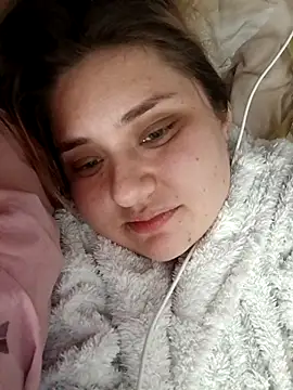 ivorywhisper online show from December 20, 6:55 pm