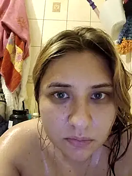 ivorywhisper online show from October 1, 3:49 pm