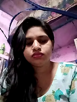 Snapshot of TINASONI chatting on September 13, 1:05 am TINASONI online show from September 13, 1:05 am