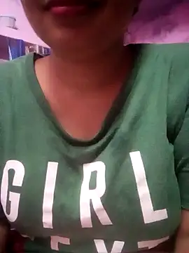 Snapshot of TINASONI chatting on September 29, 1:39 pm TINASONI online show from September 29, 1:39 pm